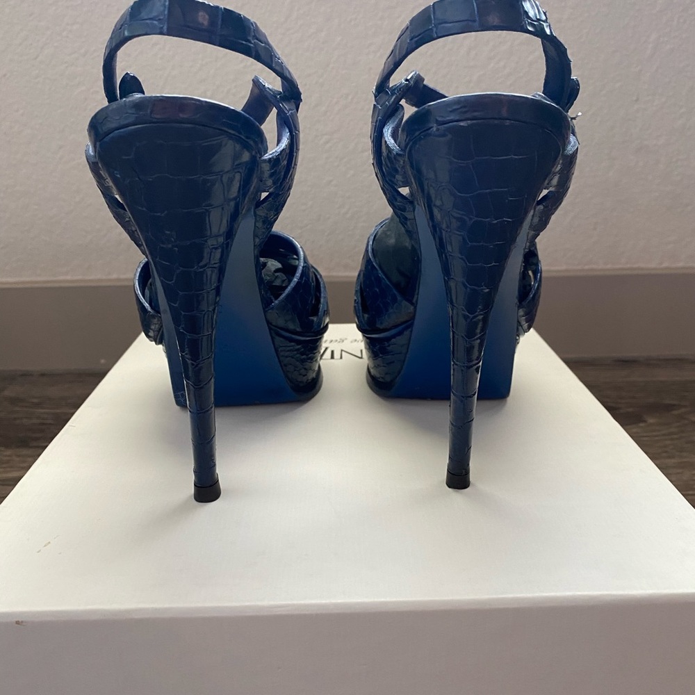 YSL heels - Picture 2 of 11